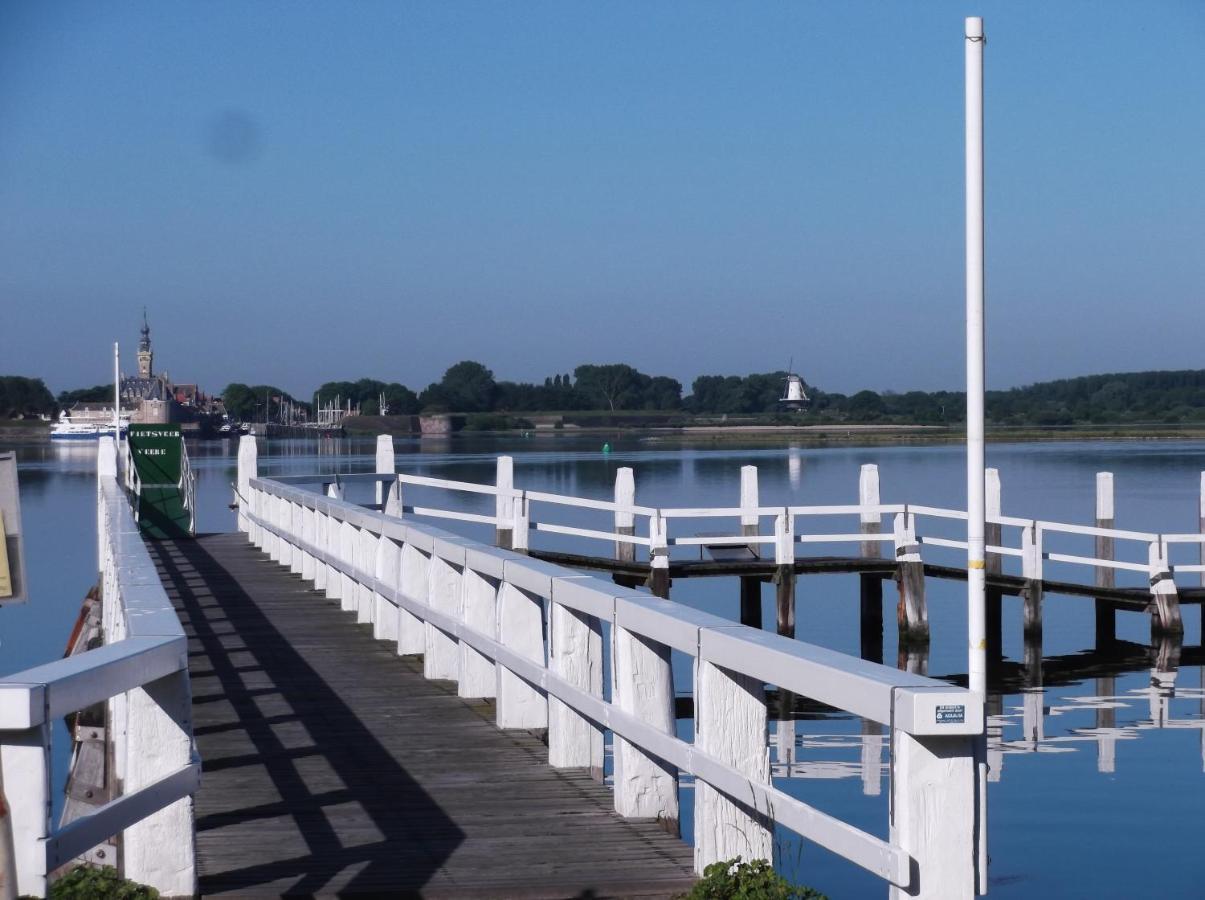 Vakantiehuisje Gelegen Op Een Kattensprong Van Veerse Meer En Noordzee! Kamperland Extérieur photo